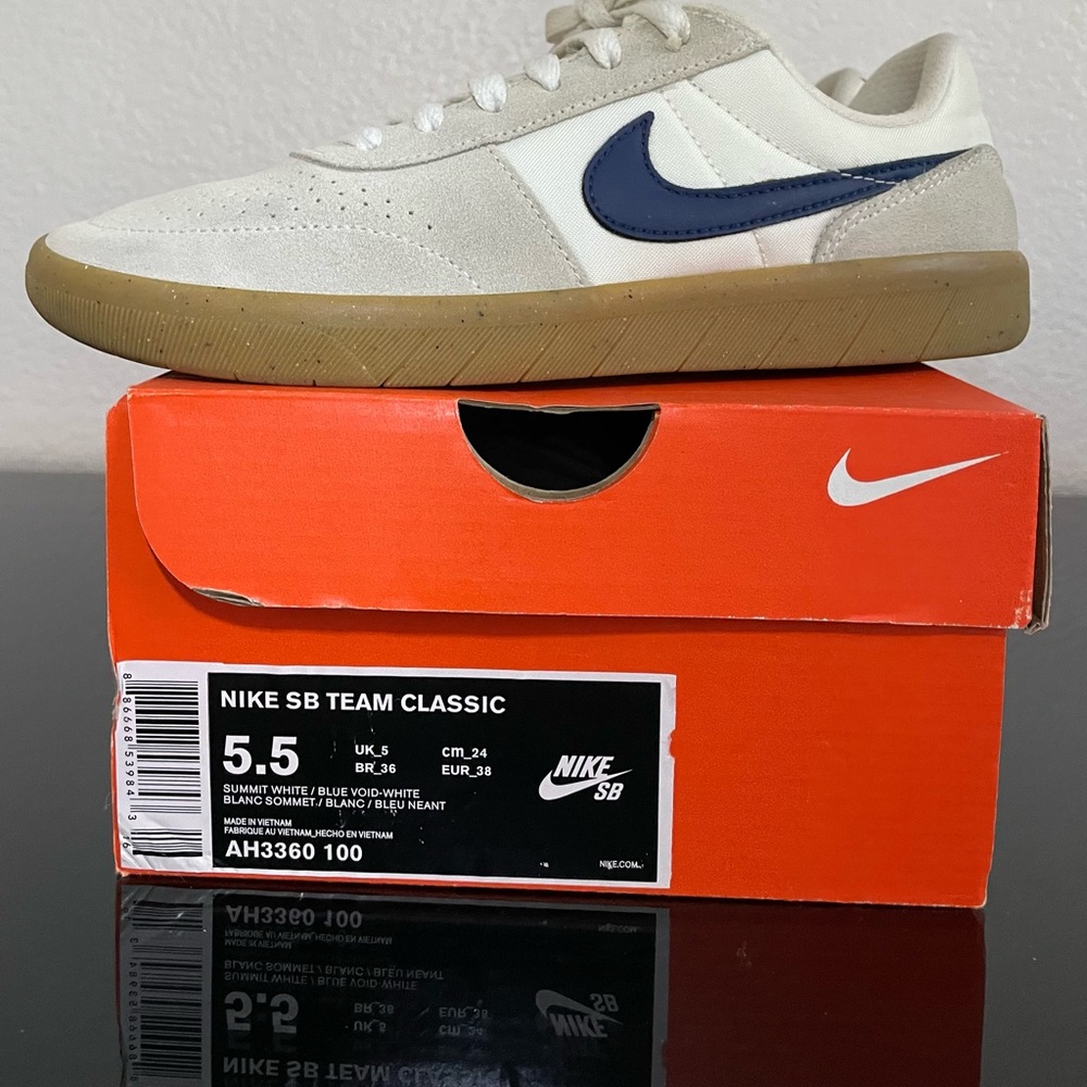 NIKE SB TEAM CLASSIC